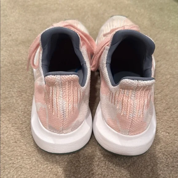 Adidas swift run Women's Pink camo Running Shoes - Picture 3 of 4